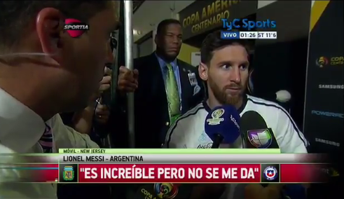 利拉德谈跟腱伤病激增:节奏变得过快 在此强度下频繁变相&急停 利拉德谈跟腱伤病激增:节奏变得过快 在此强度下频繁变相&急停